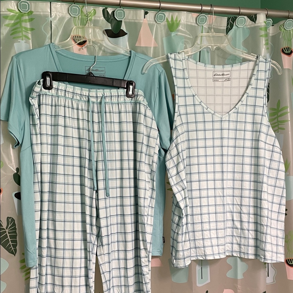 Eddie Bauer Light Teal/ Green and White Check Pajama Set (3 pieces)